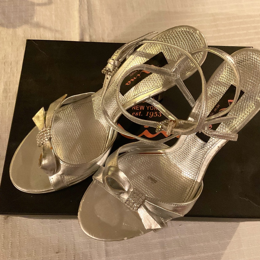 Shoes - Picture 1 of 2